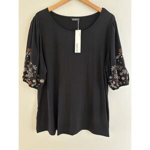 NWT BloomChic Shirt Black Embroidered Floral Sleeves Women's Plus Size 18/20